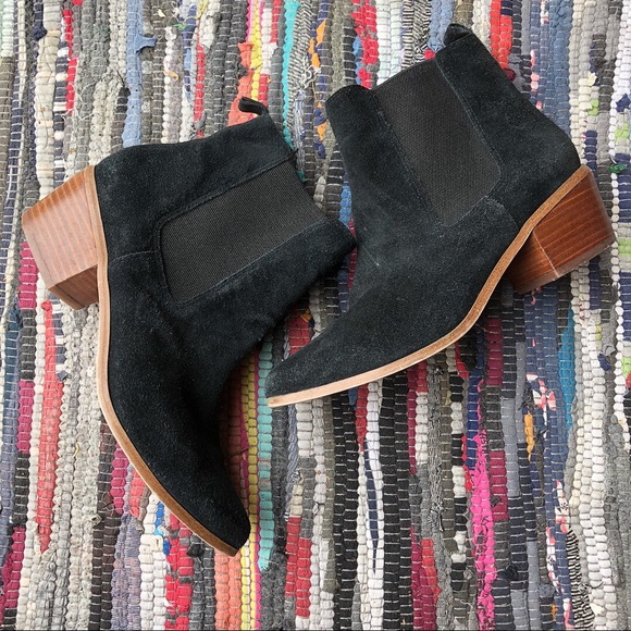 chelsea boots wooden heel